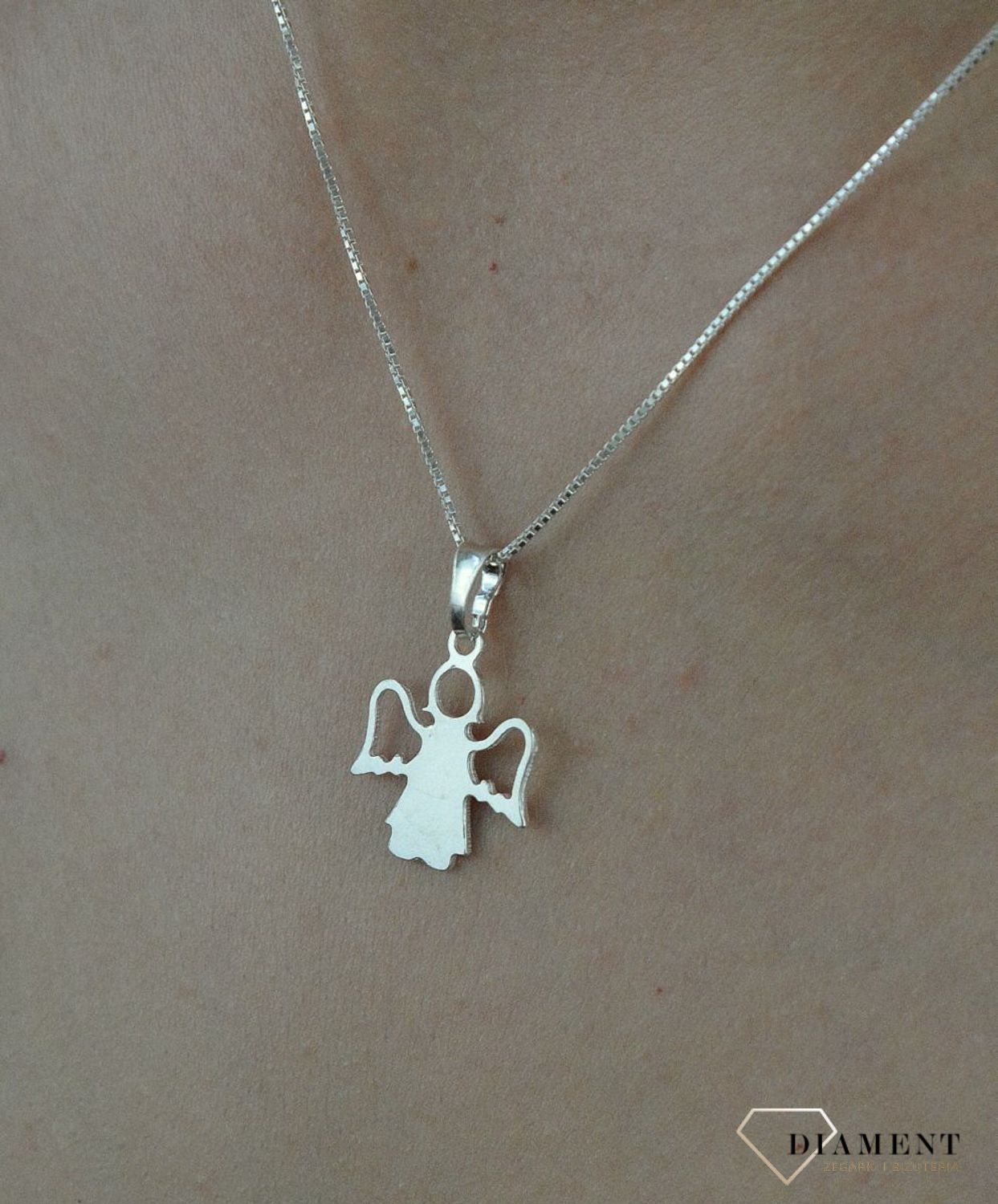 Łańcuszek srebrny kostka 1mm (1).jpg